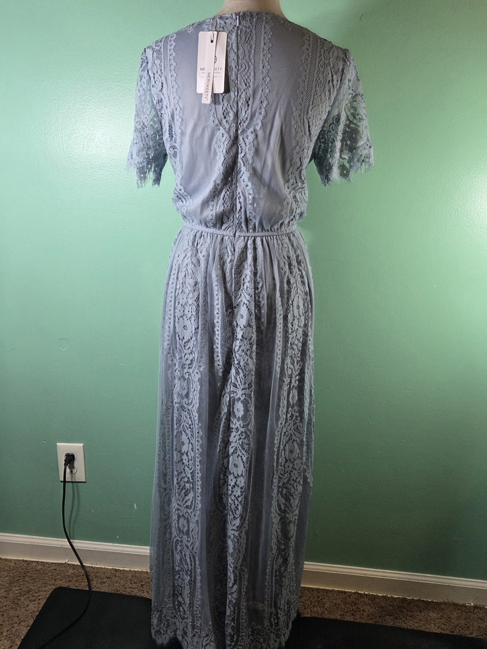 Lace V-Neck Maxi Dress in Light Gray - Picture 5 of 6